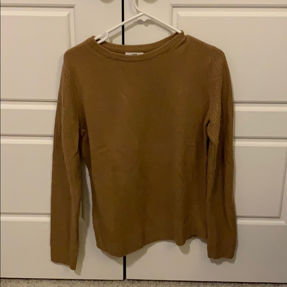 Vineyard vines caramel sweater